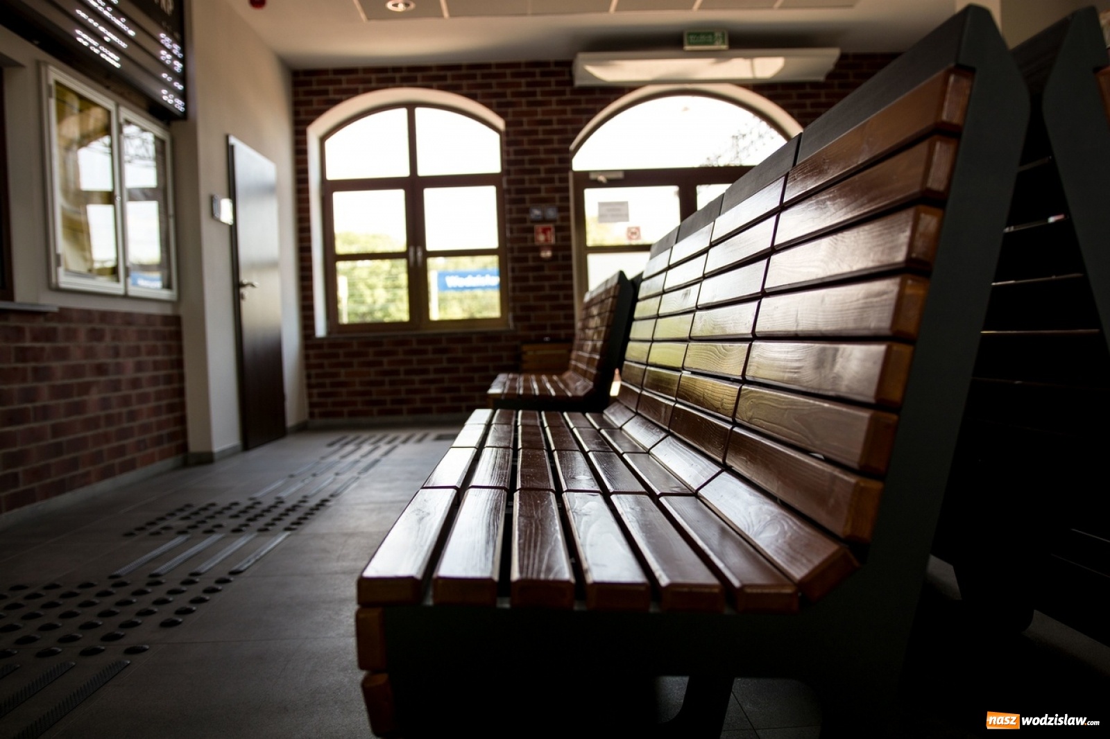 Zdjęcie w galerii na portalu naszwodzislaw.com: Drugie miejsce wodzisławskiego dworca kolejowego wiadomości z regionu