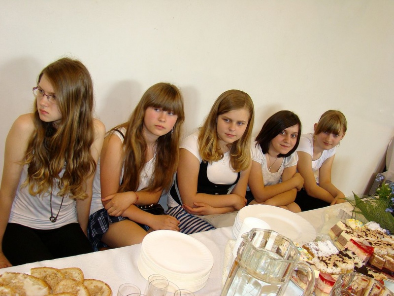 Zdjęcie w galerii na portalu naszwodzislaw.com: Księżna wręczyła im klucze do szkoły wiadomości z regionu