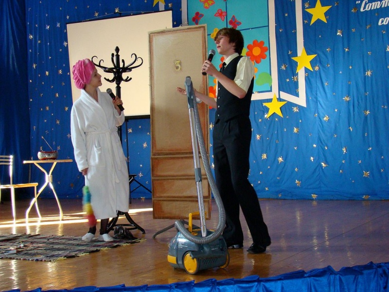 Zdjęcie w galerii na portalu naszwodzislaw.com: Księżna wręczyła im klucze do szkoły wiadomości z regionu