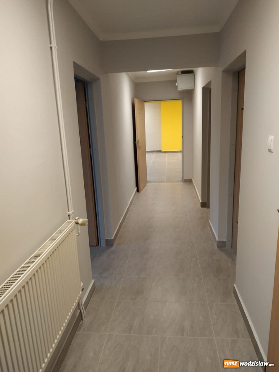 Zdjęcie w galerii na portalu naszwodzislaw.com: Dobiegły końca prace remontowe pomieszczeń biblioteki w Połomi wiadomości z regionu