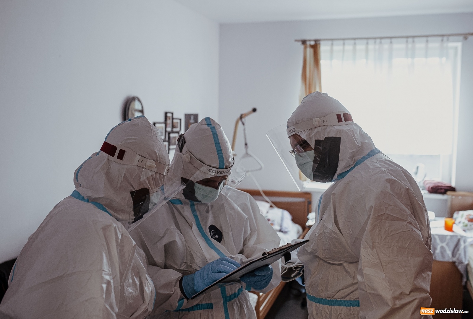 Zdjęcie w galerii na portalu naszwodzislaw.com: Śląscy terytorialsi wspierają Domy Pomocy Społecznej wiadomości z regionu