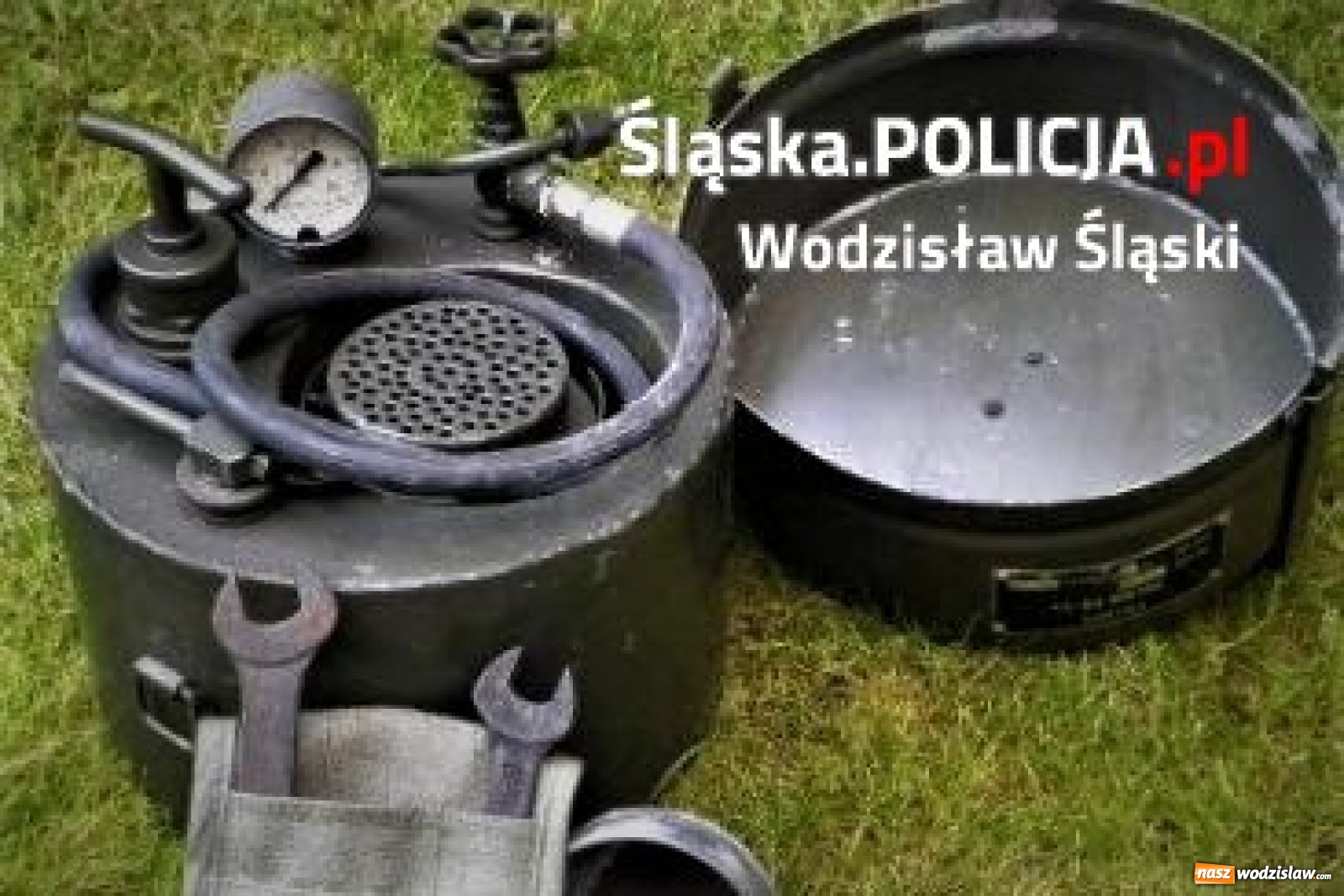 Zdjęcie w galerii na portalu naszwodzislaw.com: Policjanci z Gorzyc poszukują świadków podpalenia wieży wiadomości z regionu