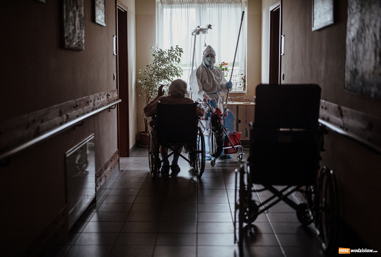 Zdjęcie w galerii na portalu naszwodzislaw.com: Wojsko połączy na święta wiadomości z regionu