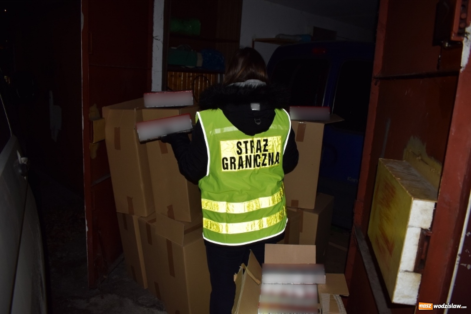 Zdjęcie w galerii na portalu naszwodzislaw.com: Straż Graniczna przejęła kontrabandę za prawie pół miliona złotych wiadomości z regionu