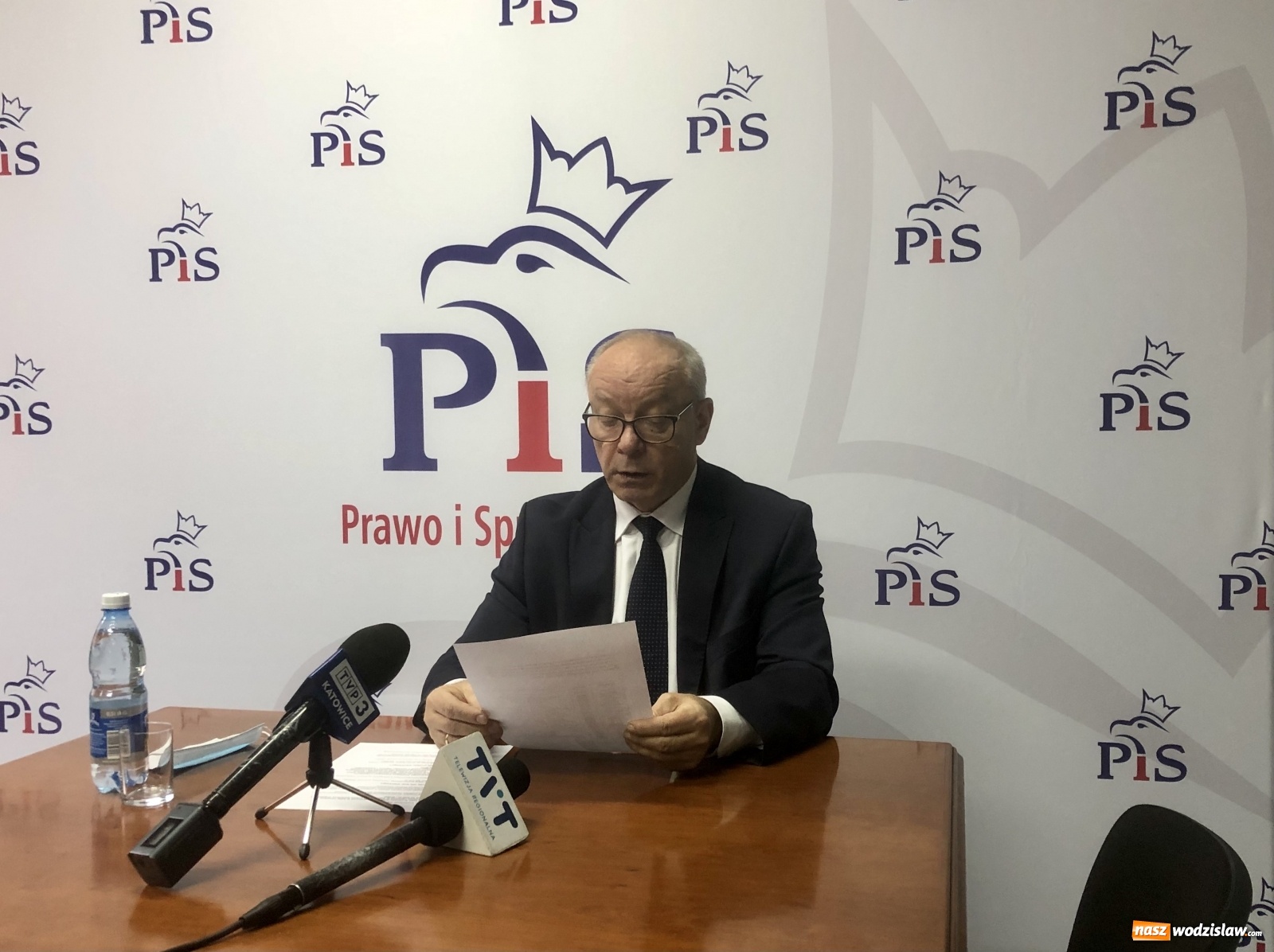 Zdjęcie w galerii na portalu naszwodzislaw.com: Strumień pieniędzy płynie do naszego regionu wiadomości z regionu