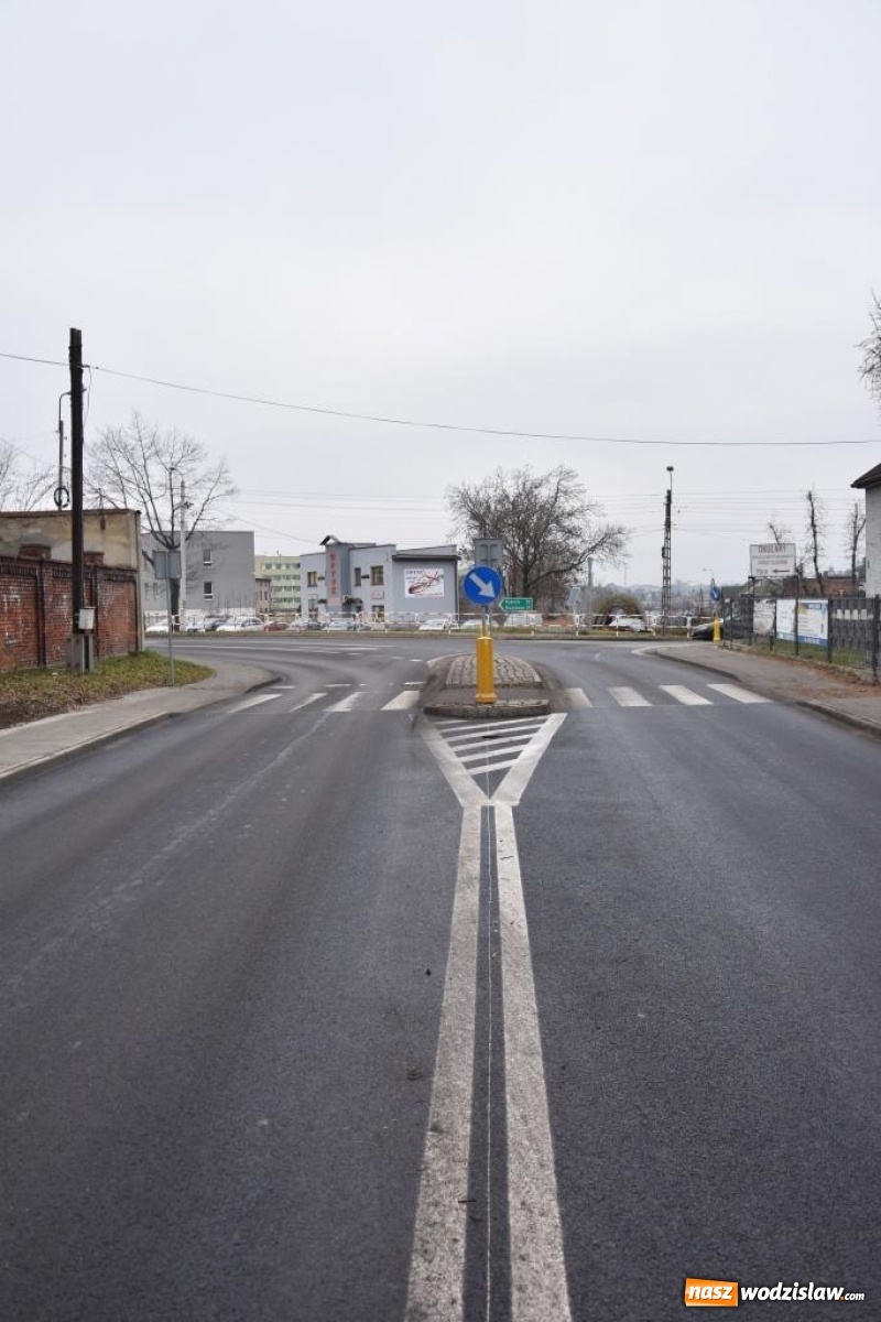 Zdjęcie w galerii na portalu naszwodzislaw.com: Bohaterów Warszawy w Rydułtowach ukończona wiadomości z regionu