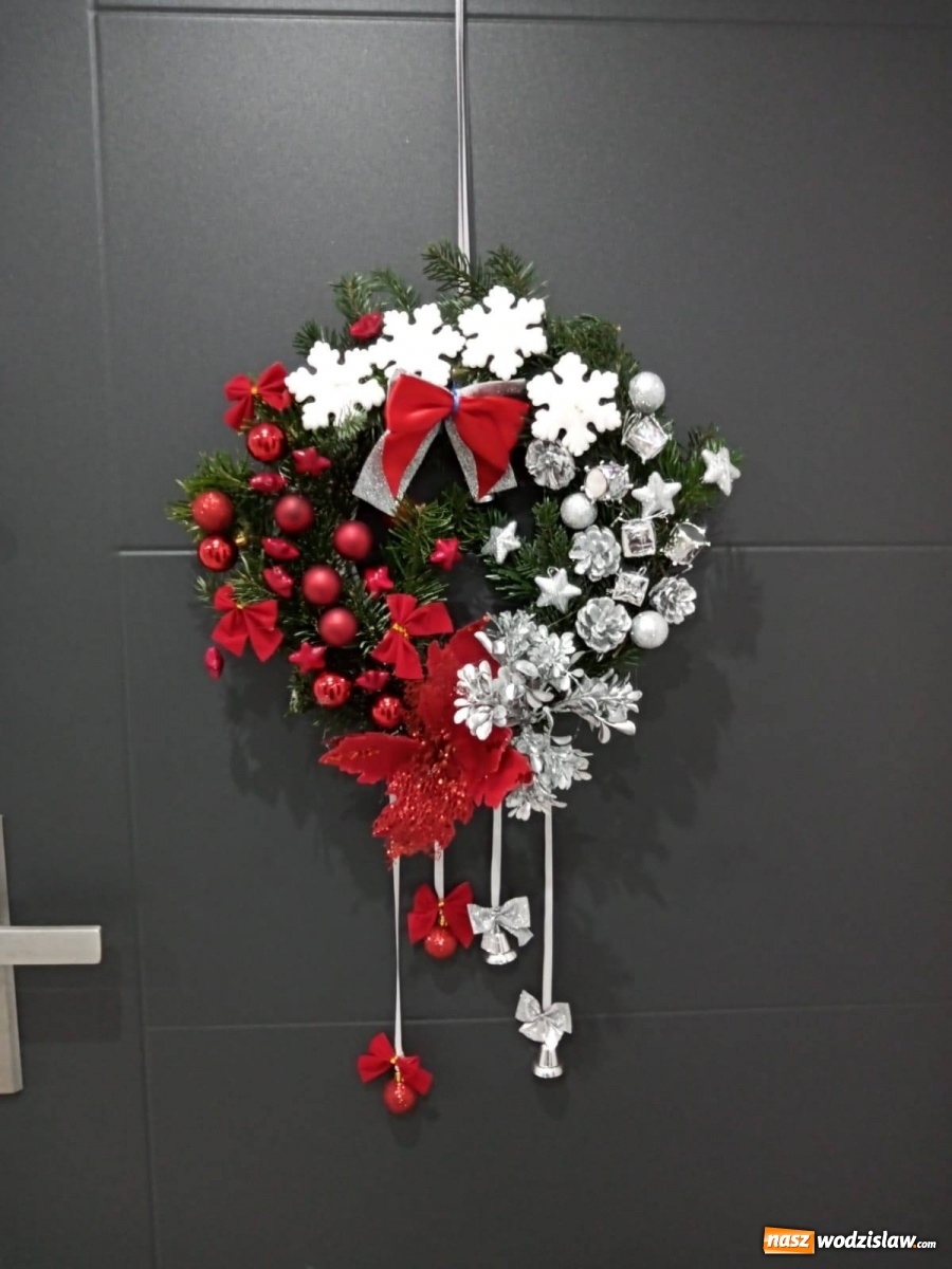 Zdjęcie w galerii na portalu naszwodzislaw.com: Znamy zwycięzców konkursu na najpiękniejszy stroik [FOTO] wiadomości z regionu