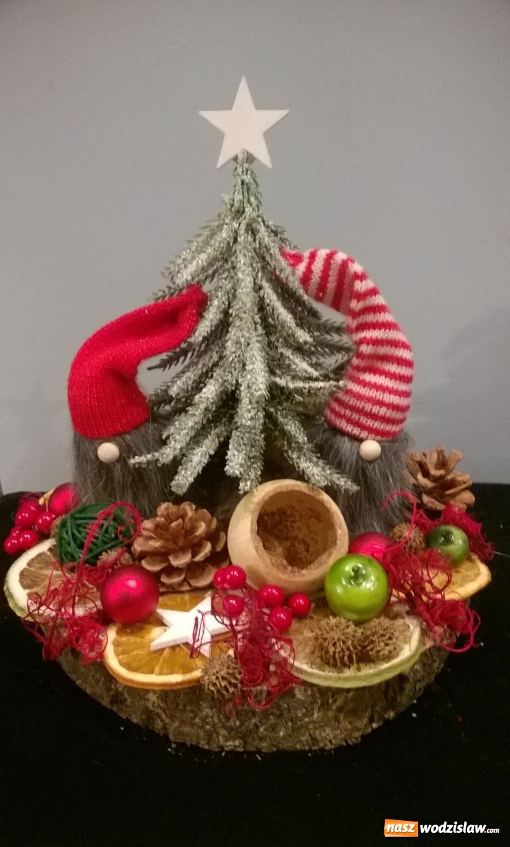 Zdjęcie w galerii na portalu naszwodzislaw.com: Znamy zwycięzców konkursu na najpiękniejszy stroik [FOTO] wiadomości z regionu