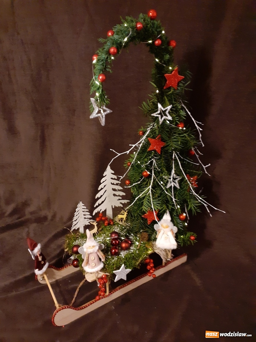 Zdjęcie w galerii na portalu naszwodzislaw.com: Znamy zwycięzców konkursu na najpiękniejszy stroik [FOTO] wiadomości z regionu