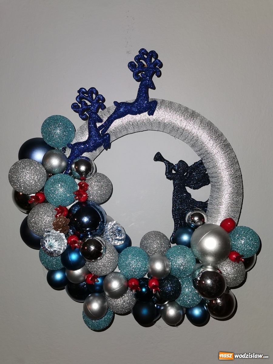 Zdjęcie w galerii na portalu naszwodzislaw.com: Znamy zwycięzców konkursu na najpiękniejszy stroik [FOTO] wiadomości z regionu