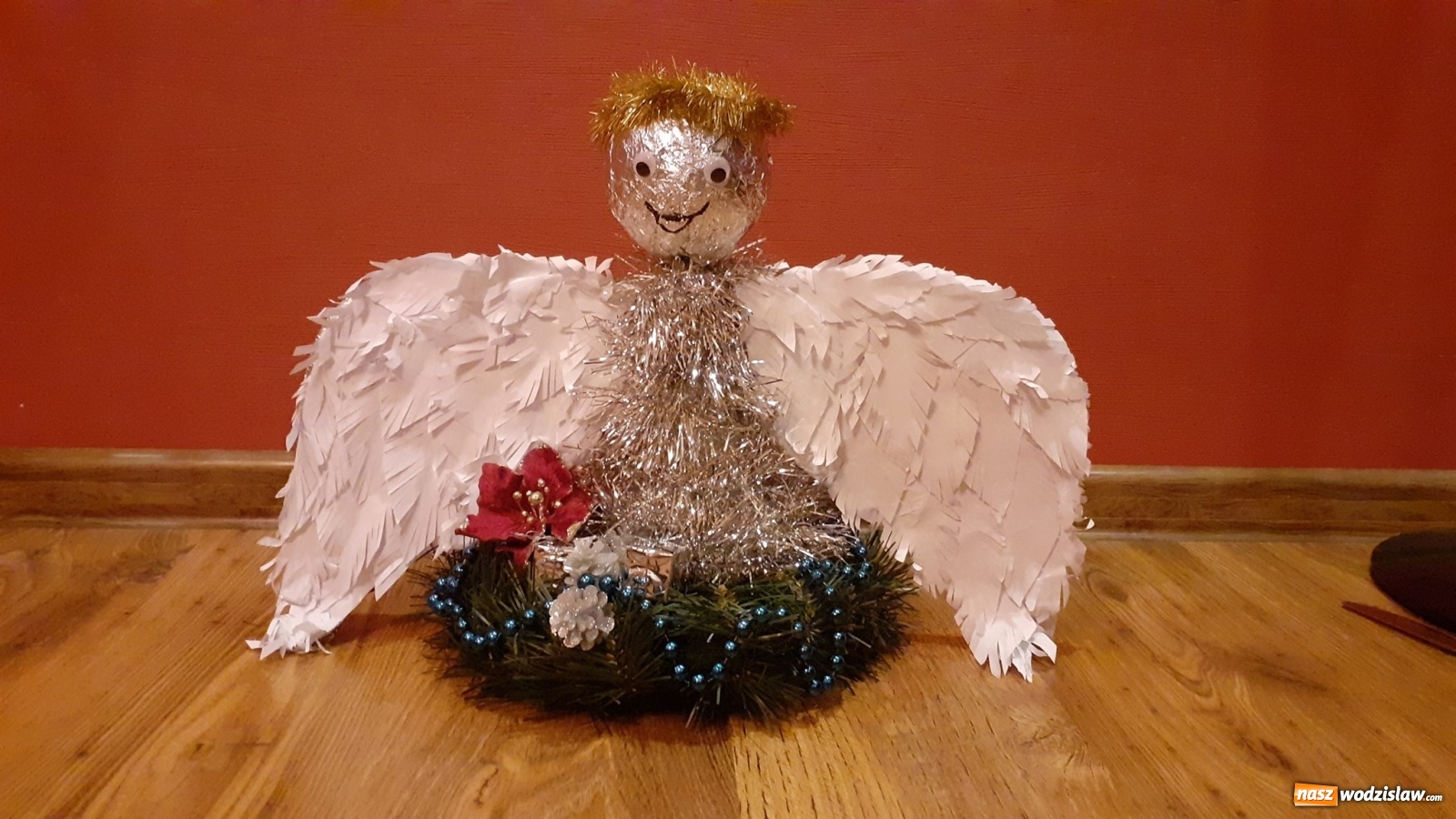 Zdjęcie w galerii na portalu naszwodzislaw.com: Znamy zwycięzców konkursu na najpiękniejszy stroik [FOTO] wiadomości z regionu