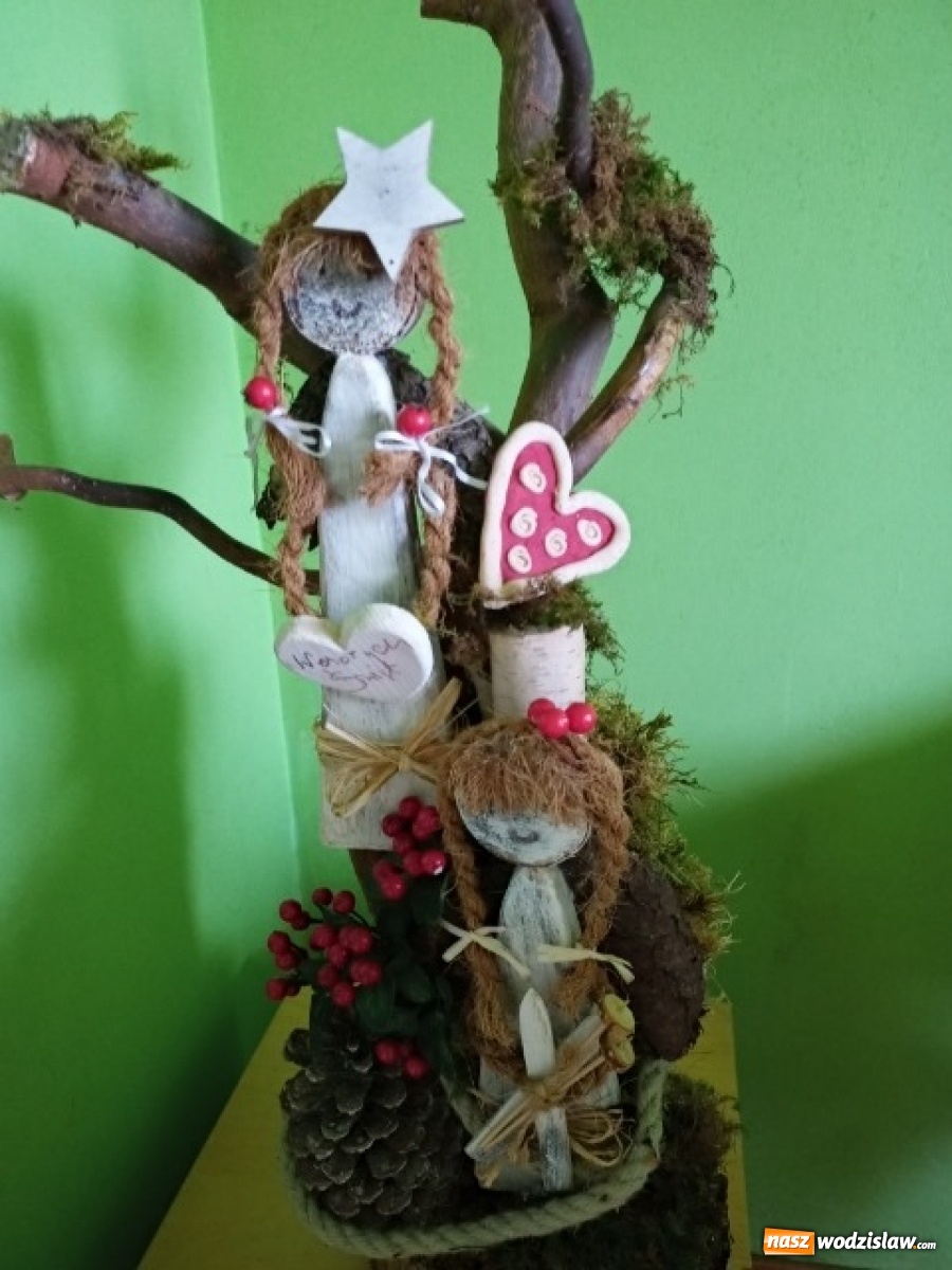Zdjęcie w galerii na portalu naszwodzislaw.com: Znamy zwycięzców konkursu na najpiękniejszy stroik [FOTO] wiadomości z regionu