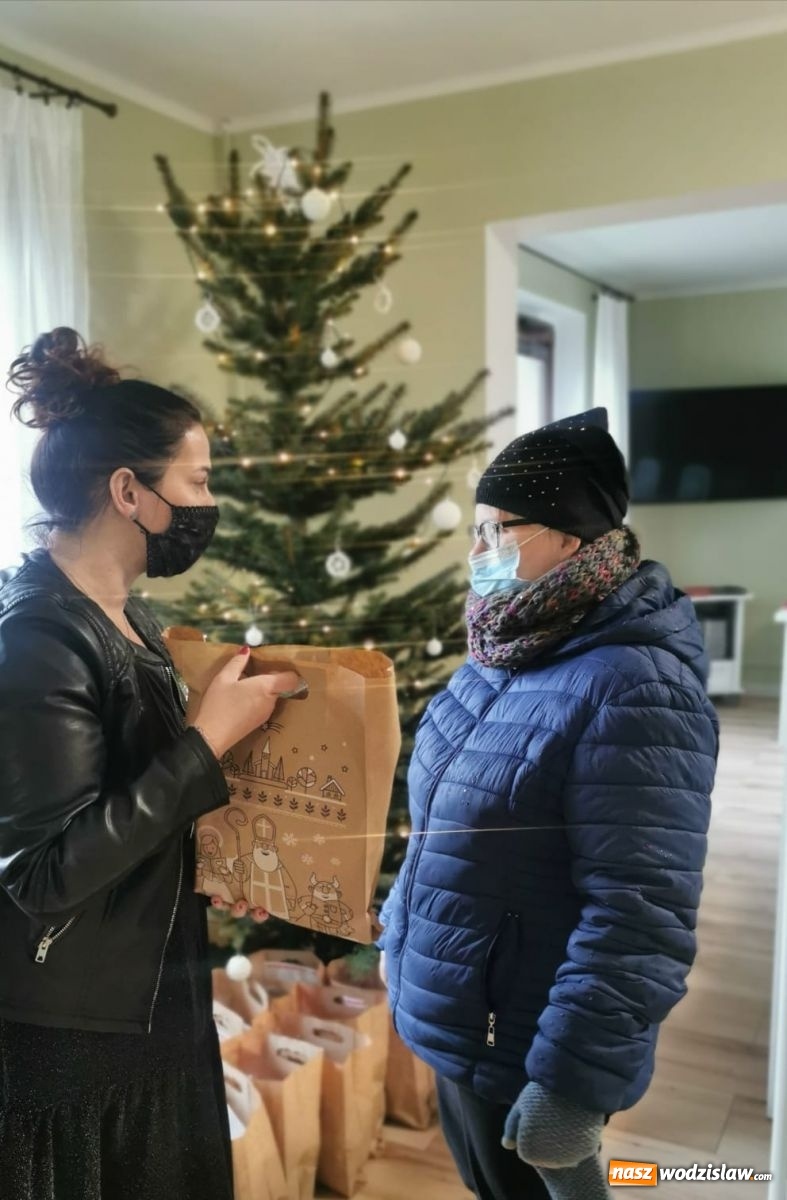 Zdjęcie w galerii na portalu naszwodzislaw.com: Bożonarodzeniowa niespodzianka dla podopiecznych Perły [FOTO] wiadomości z regionu