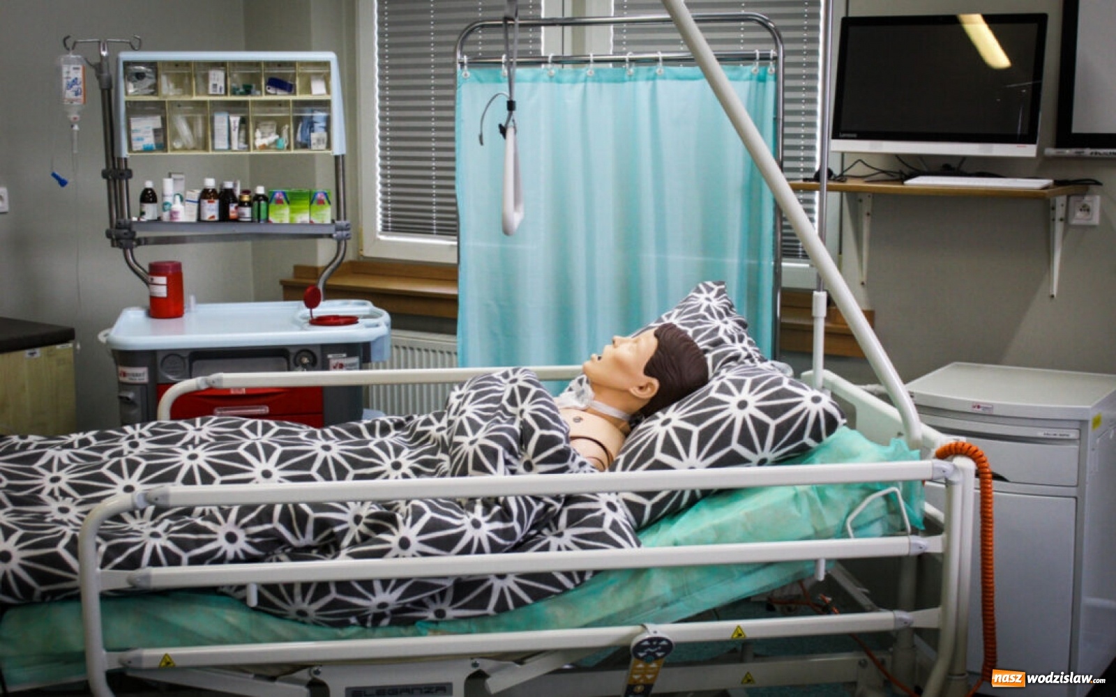 Zdjęcie w galerii na portalu naszwodzislaw.com: Kształcenie pielęgniarek w PWSZ w Raciborzu wkracza w nowy wymiar wiadomości z regionu