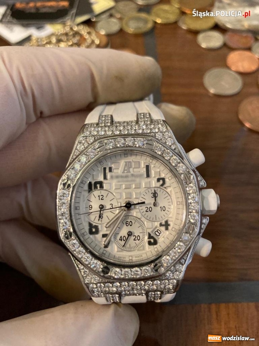 Zdjęcie w galerii na portalu naszwodzislaw.com: Kryminalni rozbili gang oszustów podających się za policjantów wiadomości z regionu