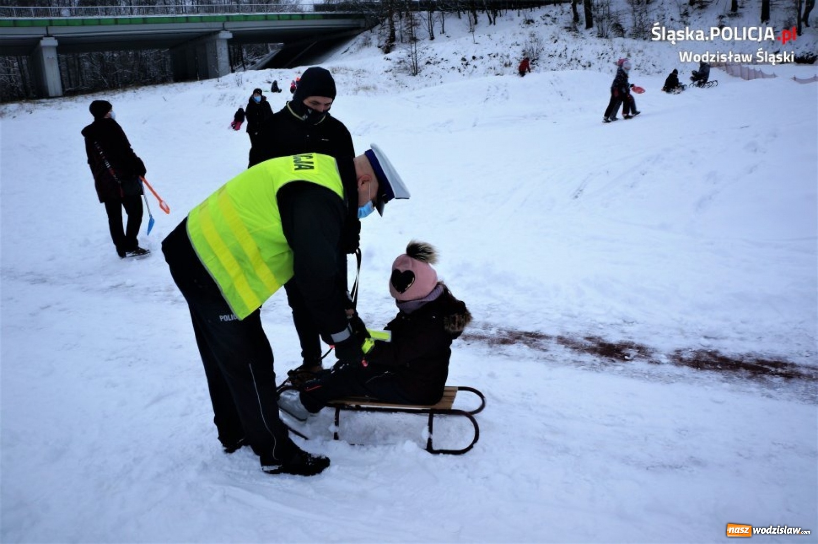 Zdjęcie w galerii na portalu naszwodzislaw.com: Bezpieczne ferie w powiecie wodzisławskim wiadomości z regionu