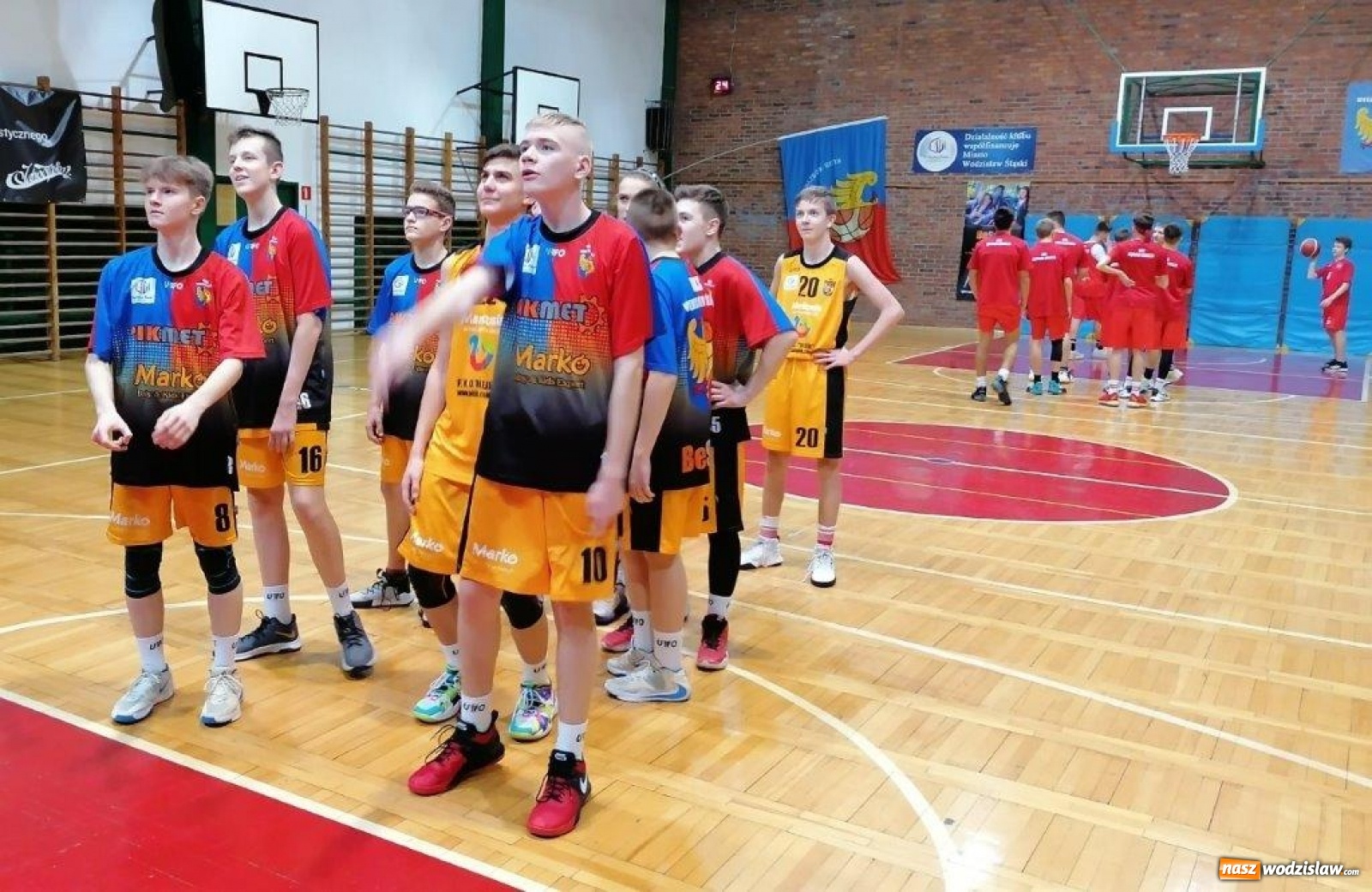 Zdjęcie w galerii na portalu naszwodzislaw.com: Dobry początek roku 2021 w wykonaniu koszykarzy MKS Wodzisław wiadomości z regionu