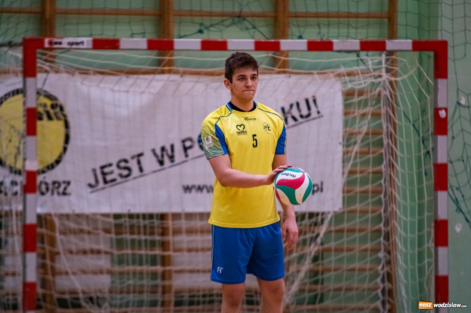 Zdjęcie w galerii na portalu naszwodzislaw.com: Siatkówka. Górnik Radlin wrócił z Raciborza z tarczą [FOTO] wiadomości z regionu