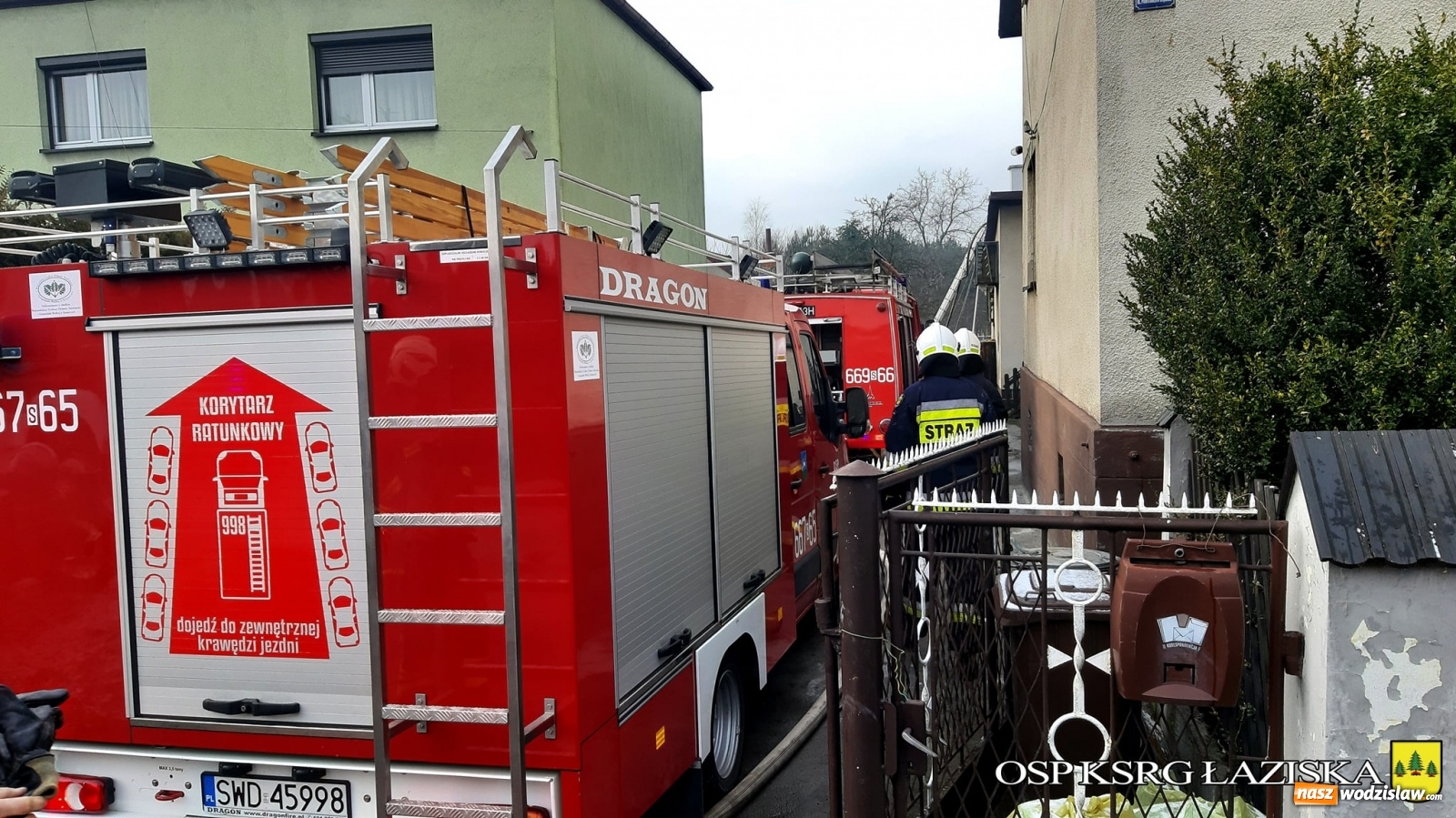 Zdjęcie w galerii na portalu naszwodzislaw.com: Pożar garażu w Godowie. Spłonęły gołębie pocztowe [FOTO] wiadomości z regionu
