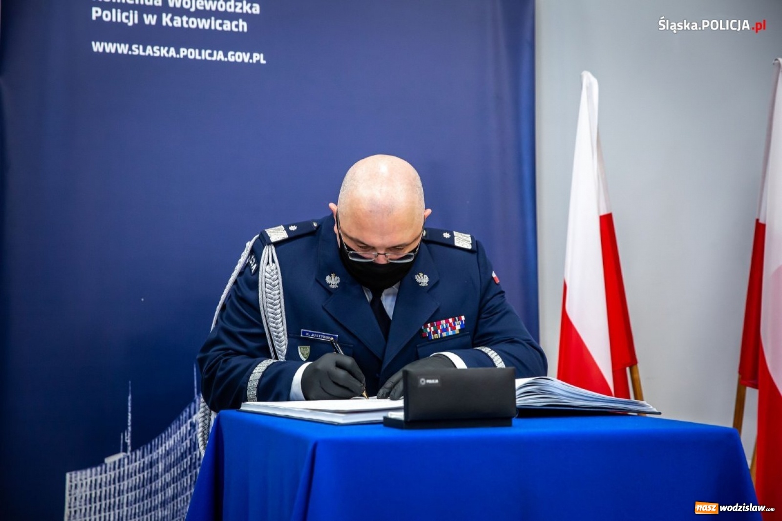 Zdjęcie w galerii na portalu naszwodzislaw.com: Śląska policja ma od dziś nowego komendanta wiadomości z regionu