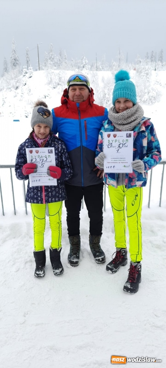 Zdjęcie w galerii na portalu naszwodzislaw.com: Oliwia Witek złotą medalistką ligi biegów narciarskich wiadomości z regionu