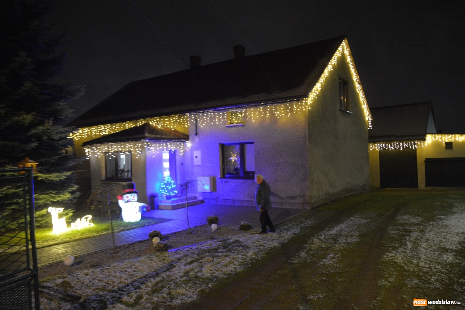 Zdjęcie w galerii na portalu naszwodzislaw.com: Rozstrzygnięto konkurs na najładniejsza dekorację świąteczno–noworoczną wiadomości z regionu