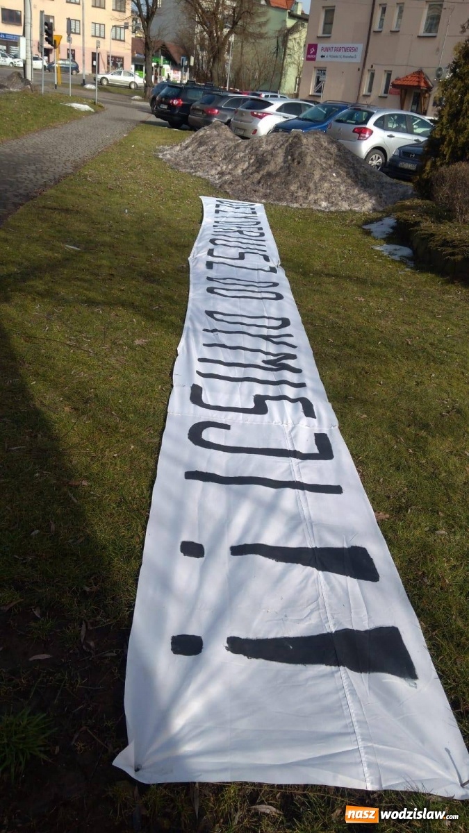 Zdjęcie w galerii na portalu naszwodzislaw.com: 3 razy D, czyli niezadowolenie mieszkańców Wodzisławia Śląskiego [FOTO] wiadomości z regionu