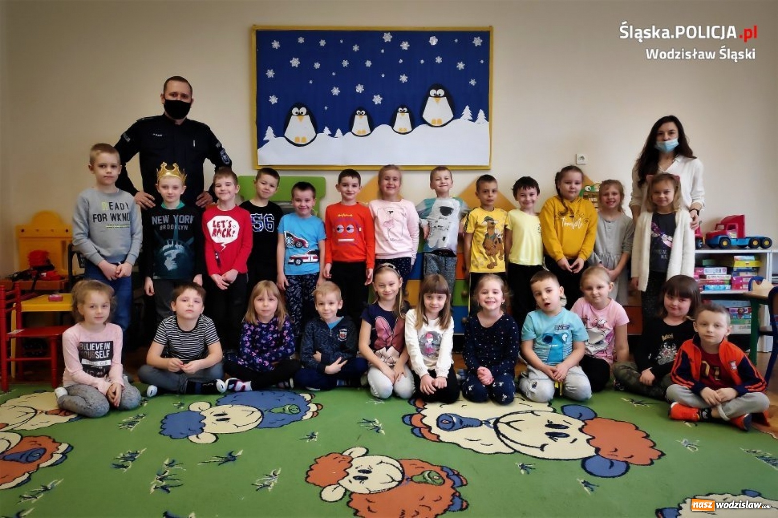 Zdjęcie w galerii na portalu naszwodzislaw.com: Pogadanka z najmłodszymi o bezpieczeństwie wiadomości z regionu