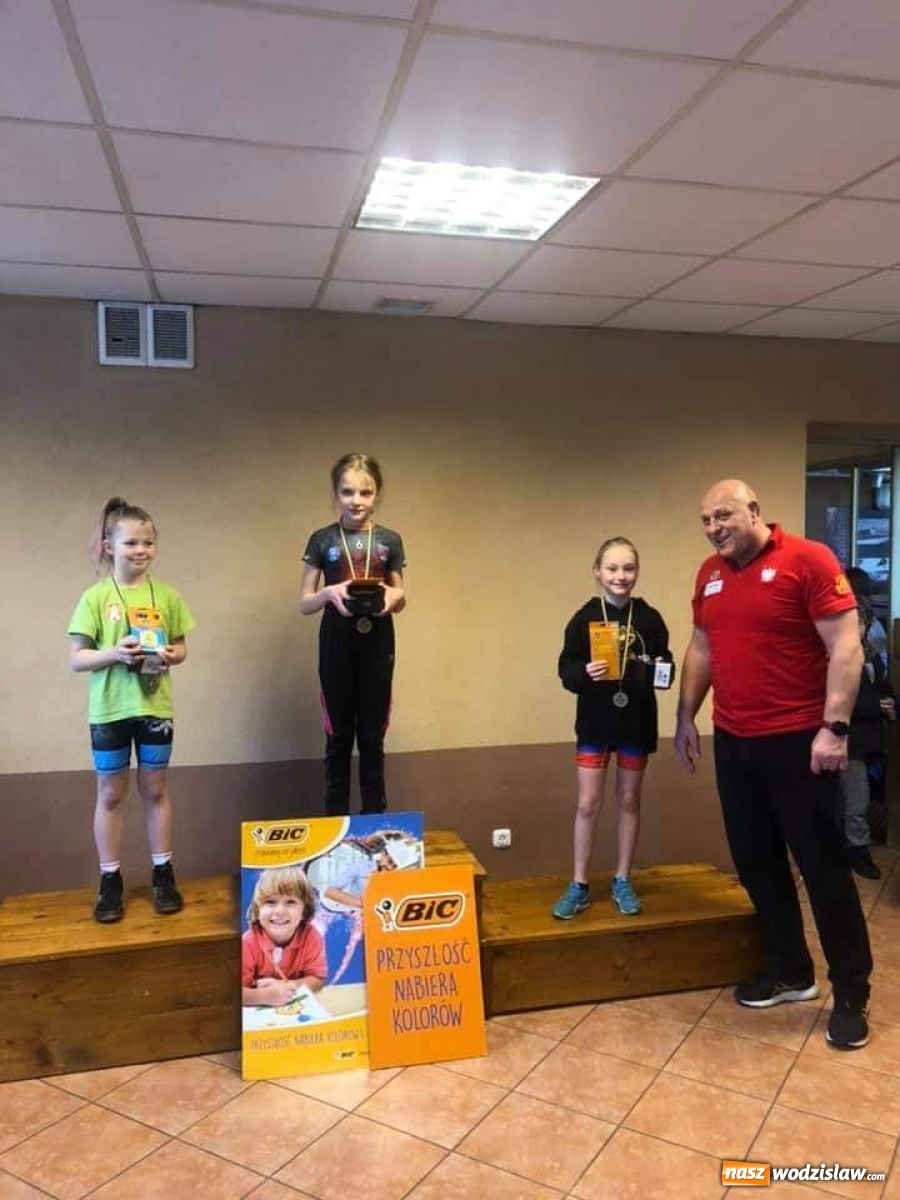 Zdjęcie w galerii na portalu naszwodzislaw.com: Historyczny start zawodników Akademii Top Team wiadomości z regionu