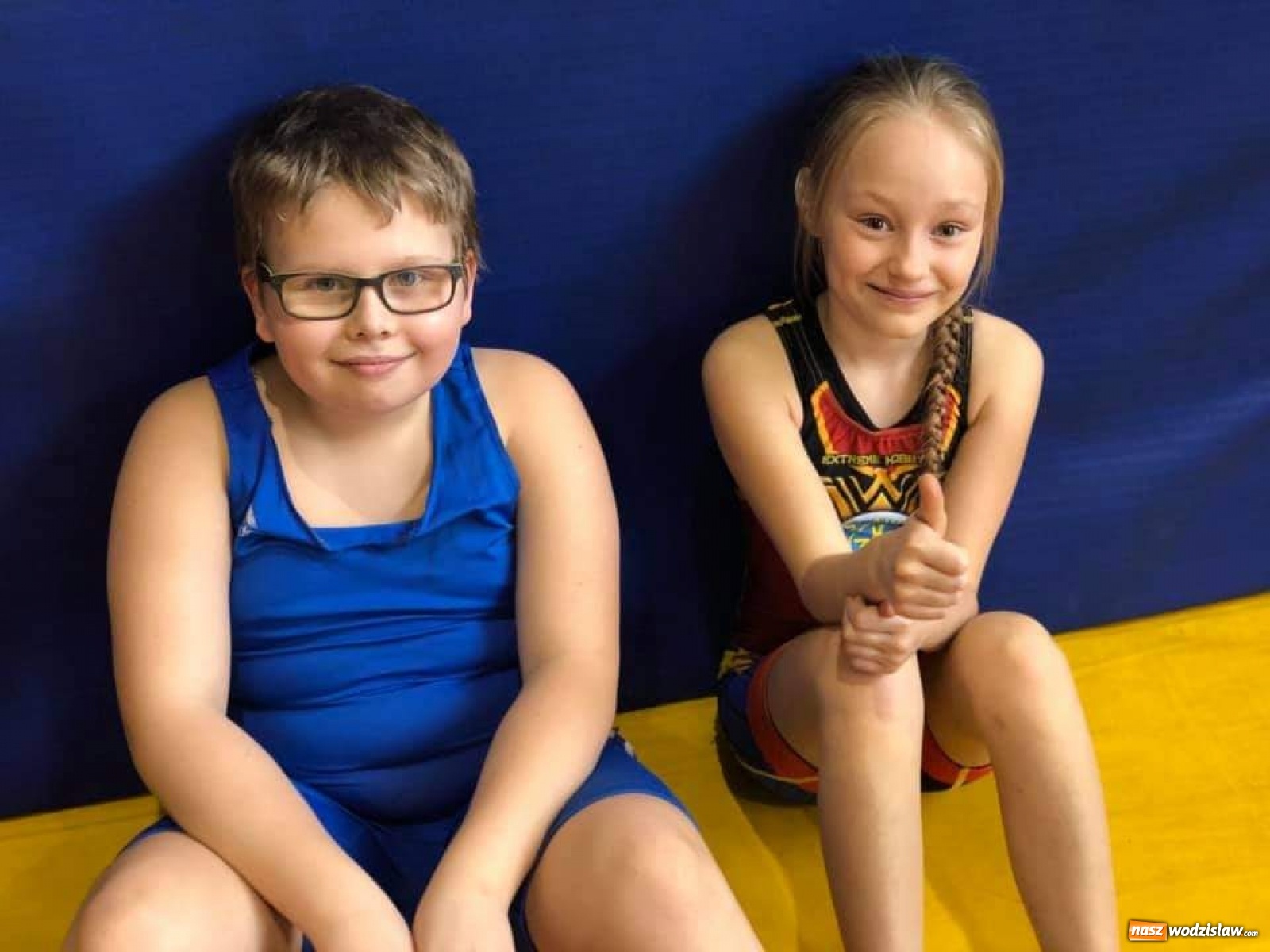 Zdjęcie w galerii na portalu naszwodzislaw.com: Historyczny start zawodników Akademii Top Team wiadomości z regionu