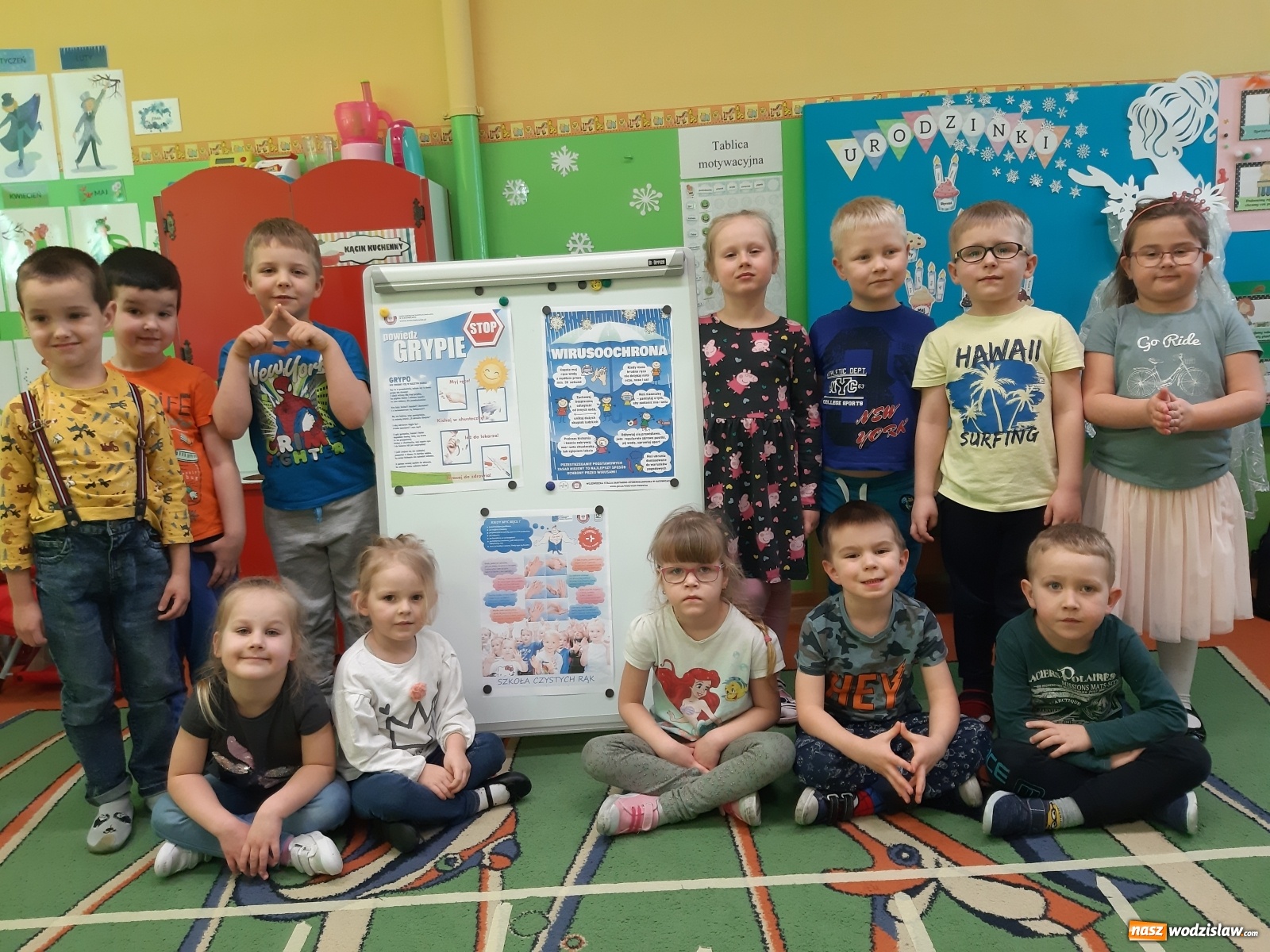 Zdjęcie w galerii na portalu naszwodzislaw.com: Przedszkolaki z Osiemnastki wiedzą jak walczyć z wirusami wiadomości z regionu