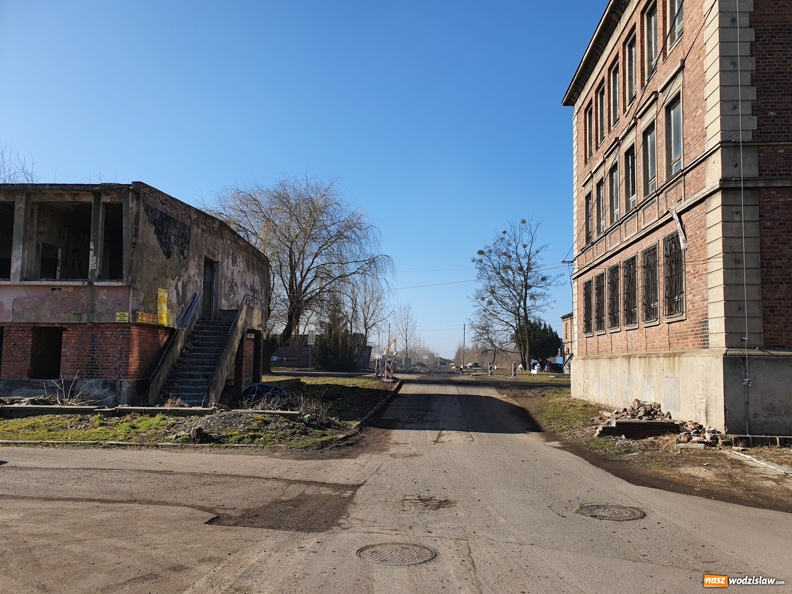 Zdjęcie w galerii na portalu naszwodzislaw.com: Intensywnych prac ciąg dalszy wiadomości z regionu