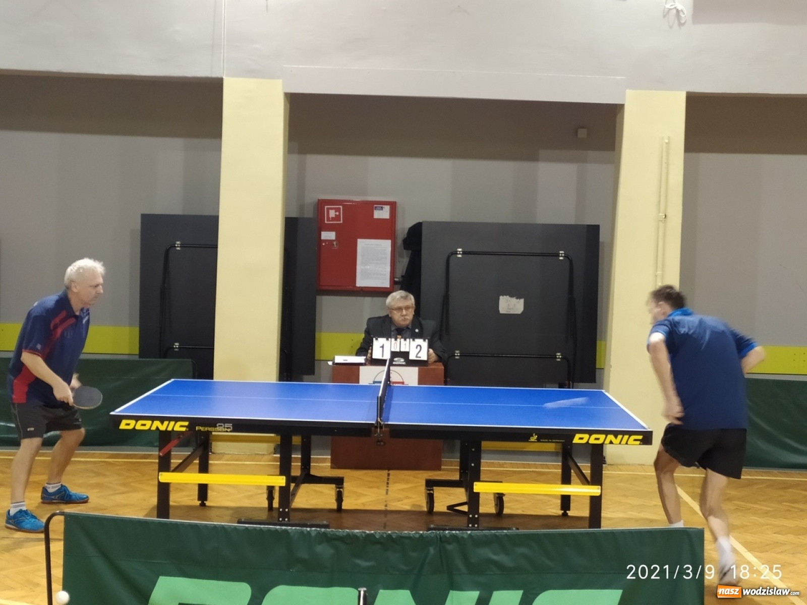Zdjęcie w galerii na portalu naszwodzislaw.com: Ruszyła runda rewanżowa o mistrzostwo III ligi tenisa stołowego wiadomości z regionu