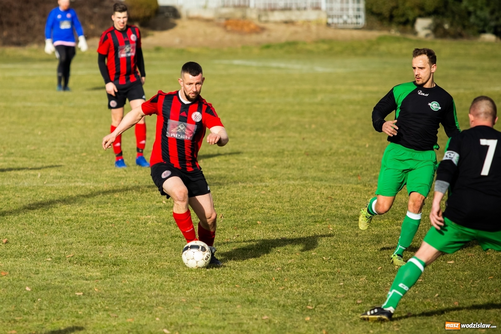 Zdjęcie w galerii na portalu naszwodzislaw.com: Kanonada w Pietraszynie. Rezerwy Czyżowic górą [FOTO] wiadomości z regionu