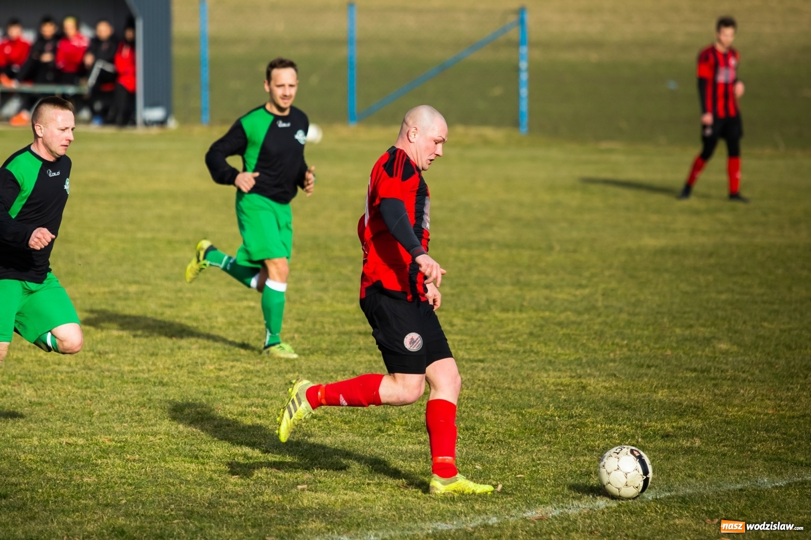 Zdjęcie w galerii na portalu naszwodzislaw.com: Kanonada w Pietraszynie. Rezerwy Czyżowic górą [FOTO] wiadomości z regionu