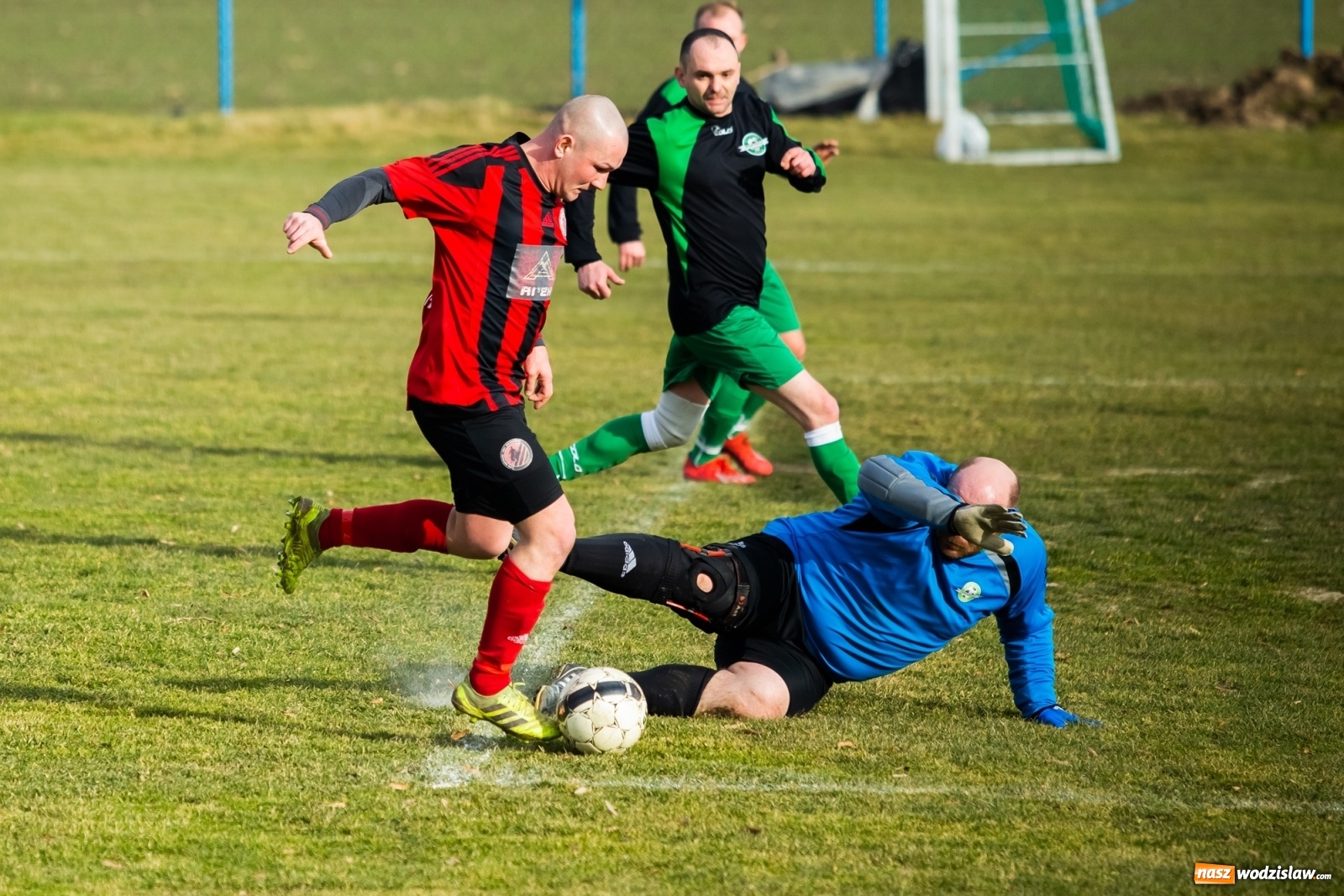 Zdjęcie w galerii na portalu naszwodzislaw.com: Kanonada w Pietraszynie. Rezerwy Czyżowic górą [FOTO] wiadomości z regionu