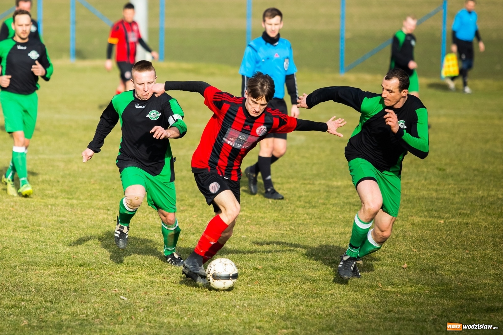 Zdjęcie w galerii na portalu naszwodzislaw.com: Kanonada w Pietraszynie. Rezerwy Czyżowic górą [FOTO] wiadomości z regionu