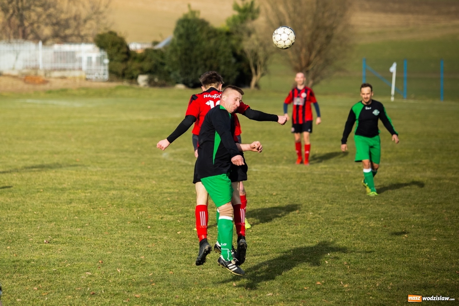 Zdjęcie w galerii na portalu naszwodzislaw.com: Kanonada w Pietraszynie. Rezerwy Czyżowic górą [FOTO] wiadomości z regionu