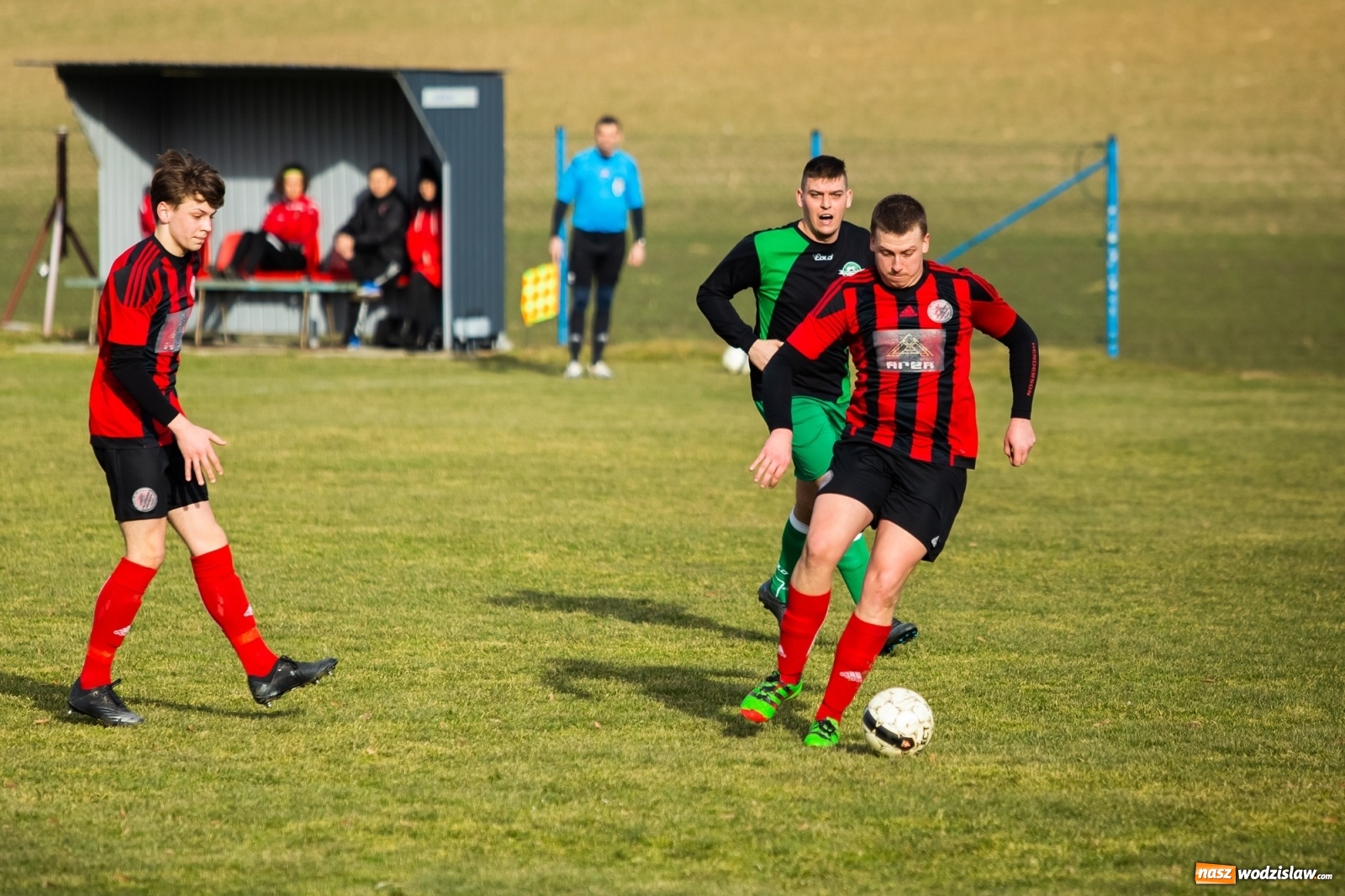 Zdjęcie w galerii na portalu naszwodzislaw.com: Kanonada w Pietraszynie. Rezerwy Czyżowic górą [FOTO] wiadomości z regionu