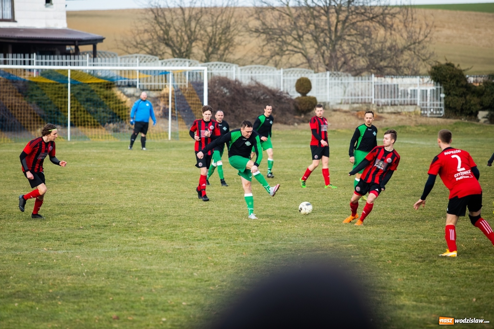 Zdjęcie w galerii na portalu naszwodzislaw.com: Kanonada w Pietraszynie. Rezerwy Czyżowic górą [FOTO] wiadomości z regionu