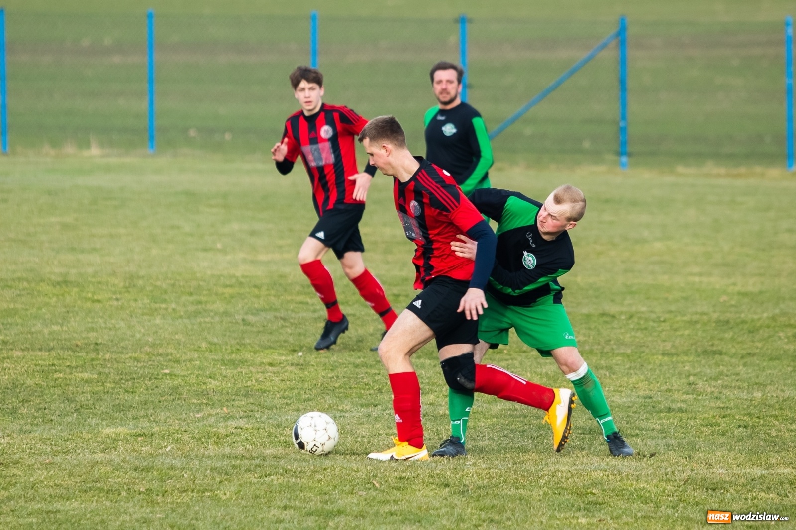 Zdjęcie w galerii na portalu naszwodzislaw.com: Kanonada w Pietraszynie. Rezerwy Czyżowic górą [FOTO] wiadomości z regionu