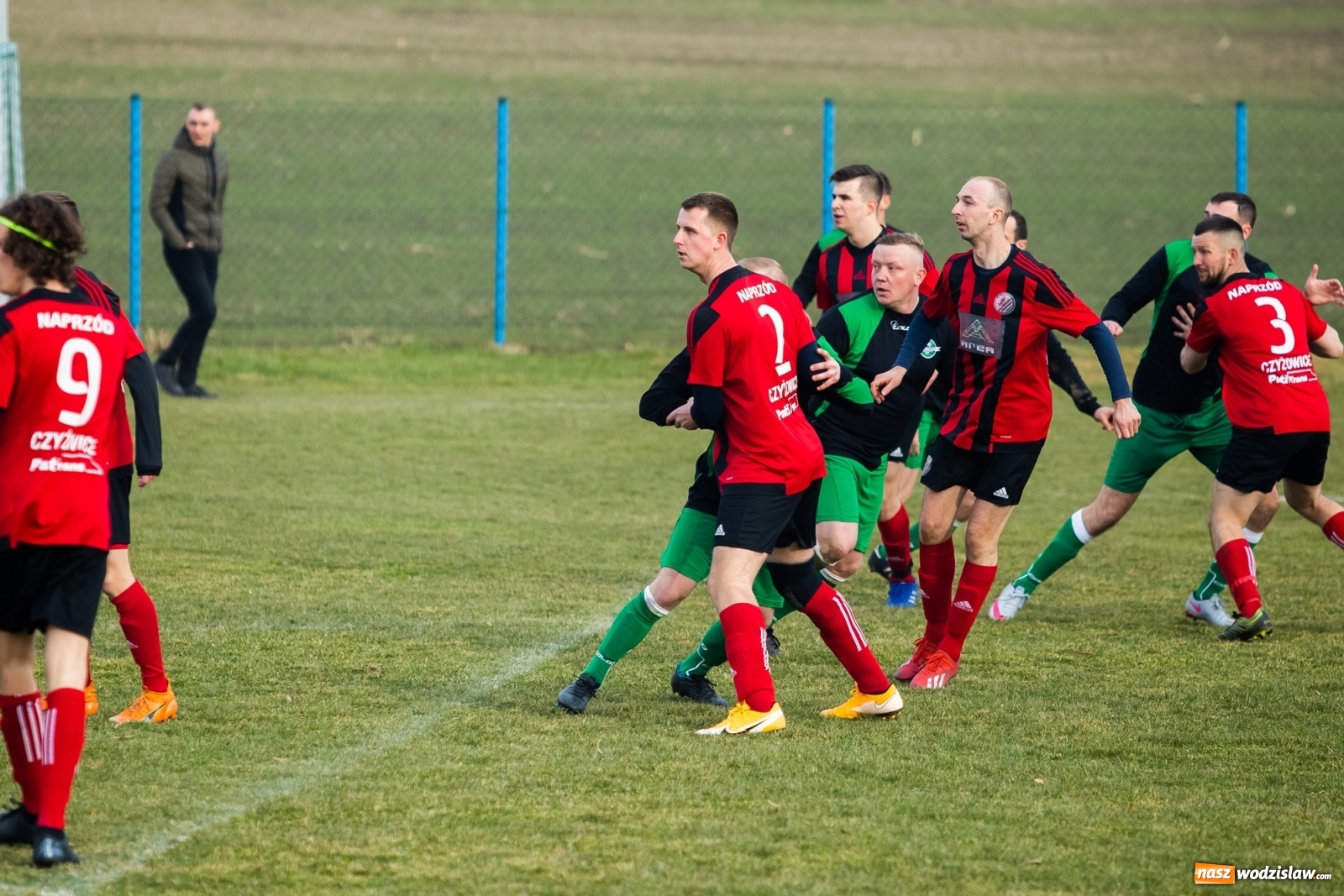 Zdjęcie w galerii na portalu naszwodzislaw.com: Kanonada w Pietraszynie. Rezerwy Czyżowic górą [FOTO] wiadomości z regionu