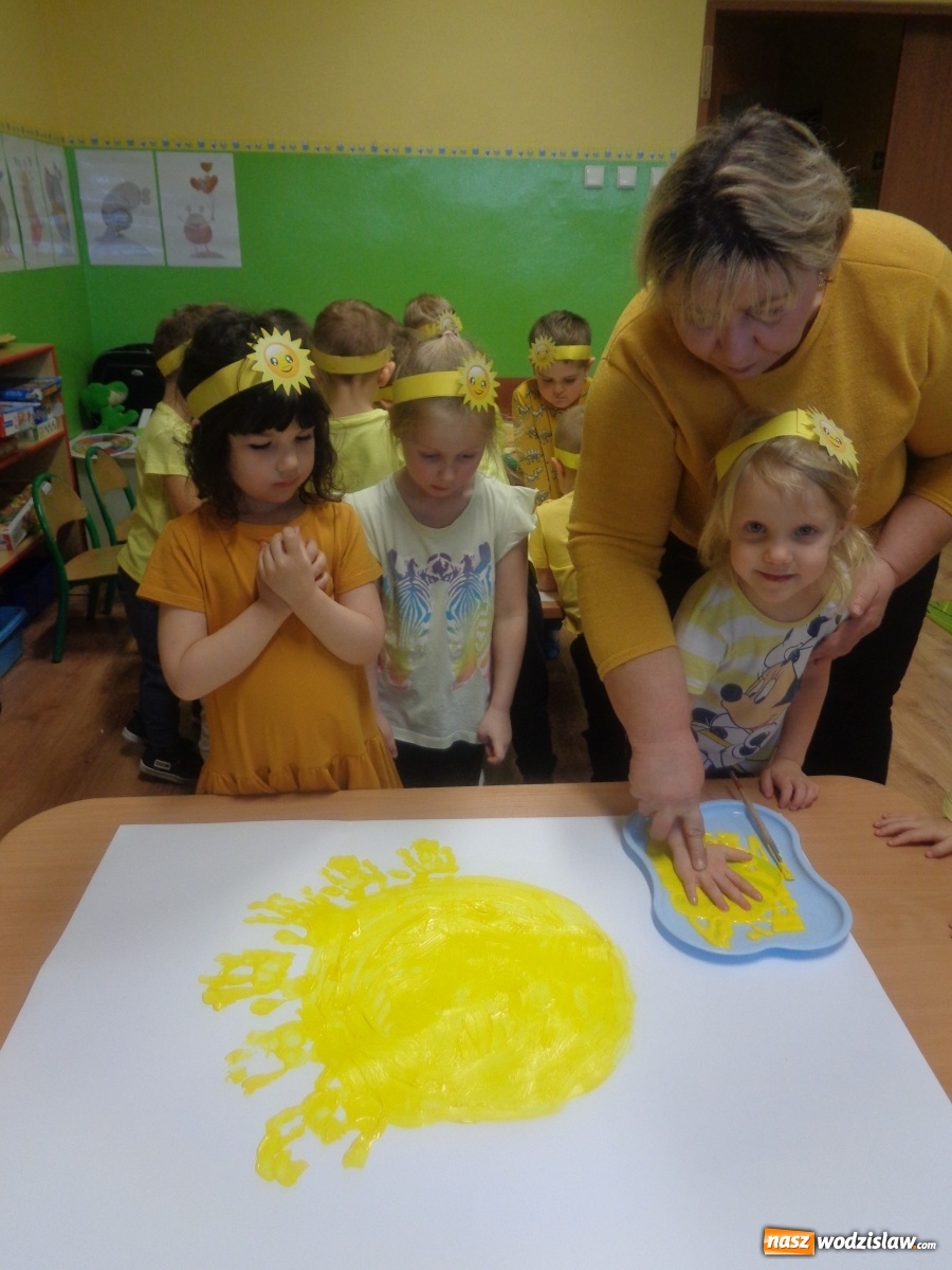 Zdjęcie w galerii na portalu naszwodzislaw.com: Dzień Słońca w wodzisławskim PP 18 wiadomości z regionu