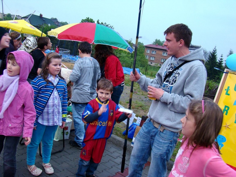 Zdjęcie w galerii na portalu naszwodzislaw.com: Festyn do tańca i do różańca wiadomości z regionu