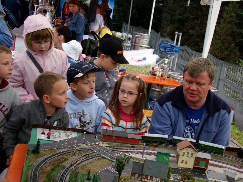 Zdjęcie w galerii na portalu naszwodzislaw.com: Festyn do tańca i do różańca wiadomości z regionu