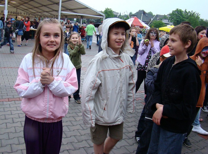 Zdjęcie w galerii na portalu naszwodzislaw.com: Festyn do tańca i do różańca wiadomości z regionu