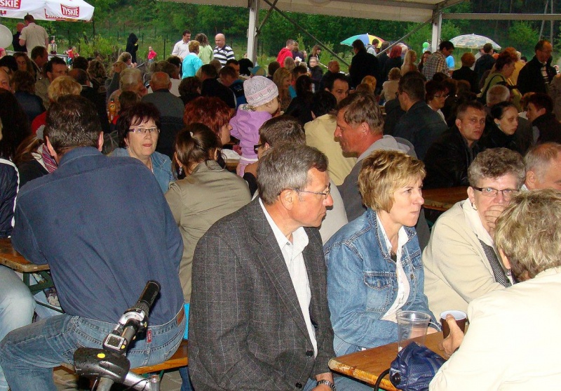 Zdjęcie w galerii na portalu naszwodzislaw.com: Festyn do tańca i do różańca wiadomości z regionu