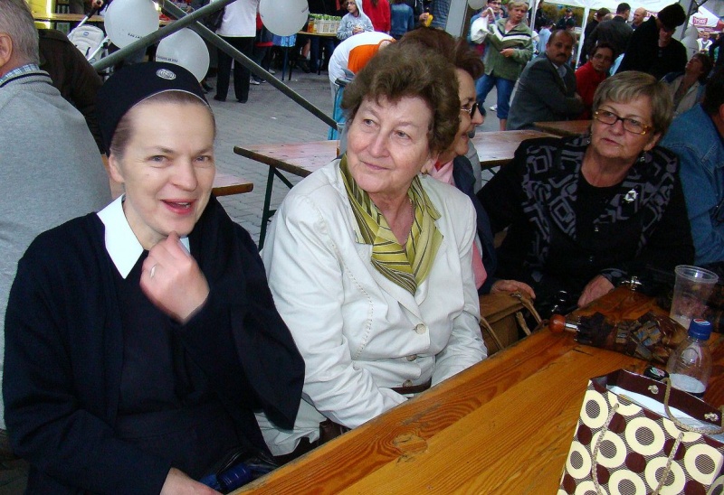 Zdjęcie w galerii na portalu naszwodzislaw.com: Festyn do tańca i do różańca wiadomości z regionu