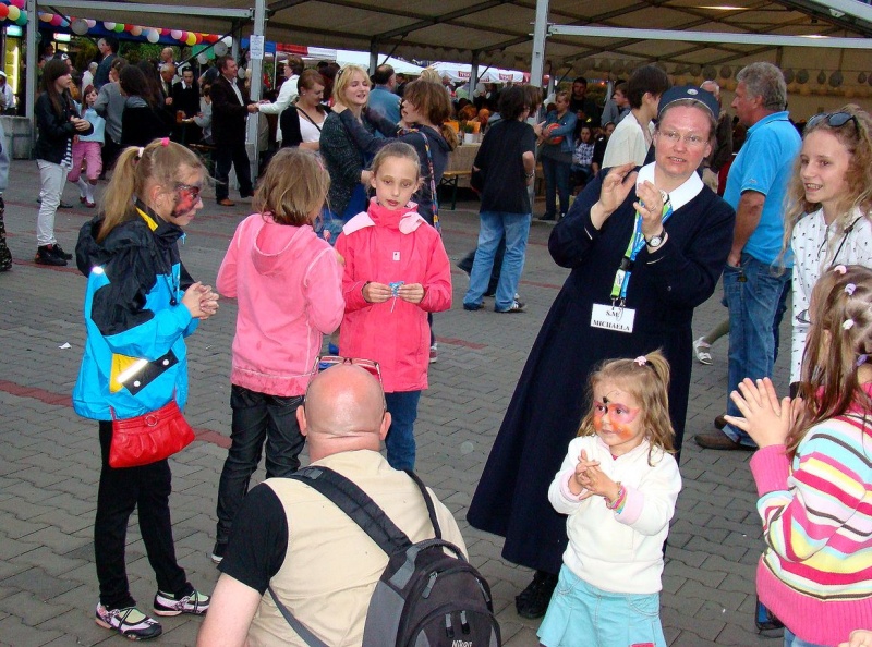 Zdjęcie w galerii na portalu naszwodzislaw.com: Festyn do tańca i do różańca wiadomości z regionu