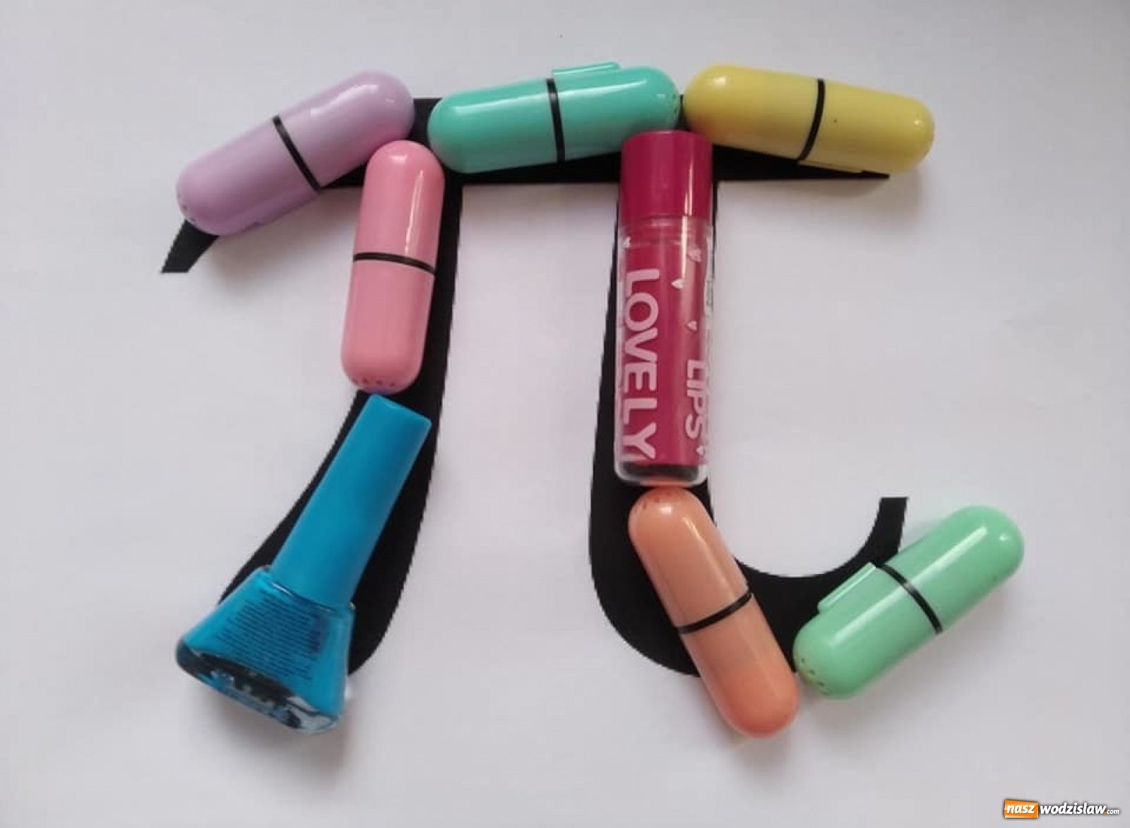 Zdjęcie w galerii na portalu naszwodzislaw.com: Święto liczby π w SP 28 wiadomości z regionu